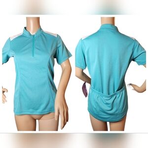 NWT Canari Women's Essential Cycling Jersey.  Robbins egg blue. Size small.